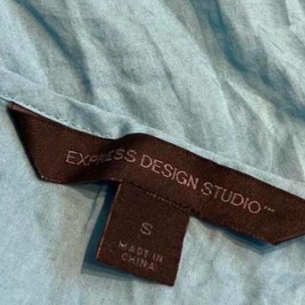 Express Women's Blue Vest - Picture 3 of 3